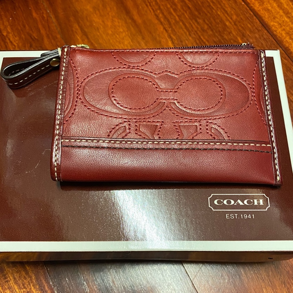 COACH EMBOSSED RED LEATHER SIGNATURE MINI SKINNY